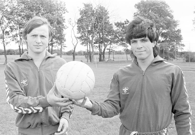 DEBUTERTE I 1979: Arne Erlandsen debuterte for LSK og på toppserienivå i seriepremieren mot HamKam i 1979. Erik Solér fikk sin første seriekamp senere samme år. Her fra landslagssamling i 1982.