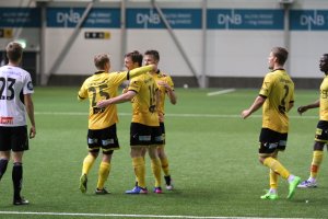Tobias Gran jubler etter å ha scoret mot Sogndal