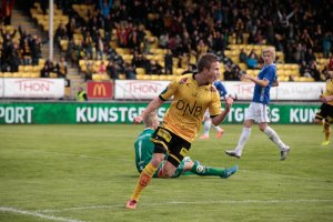 Simen Kind Mikalsen scorer mot Sarpsborg 08