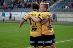 Gary Martin og Erling Knudtzon jubler