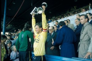 Arne Erlandsen jubler for seier i cupfinalen 1985