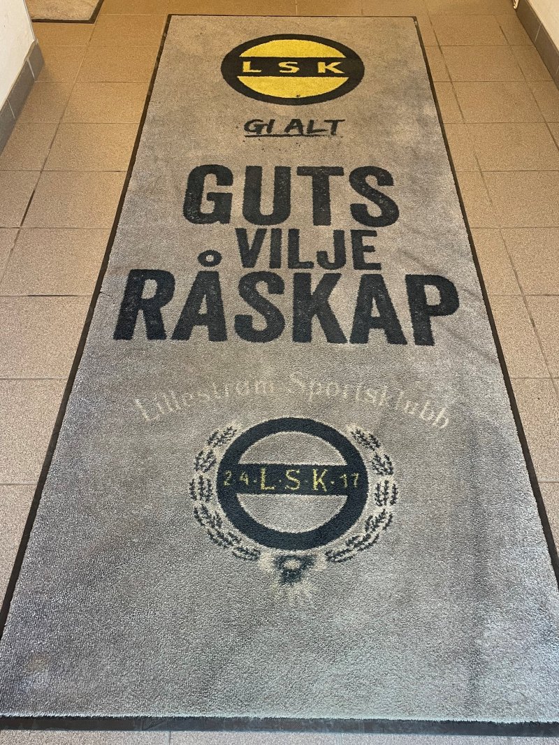 Elis leverer blant annet logomatter på Åråsen
