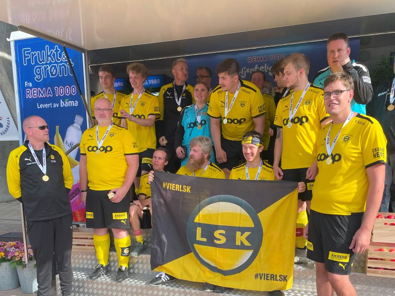 STIFTET I 1999: LSK Unified feiret 25-årsjubileum i 2024.