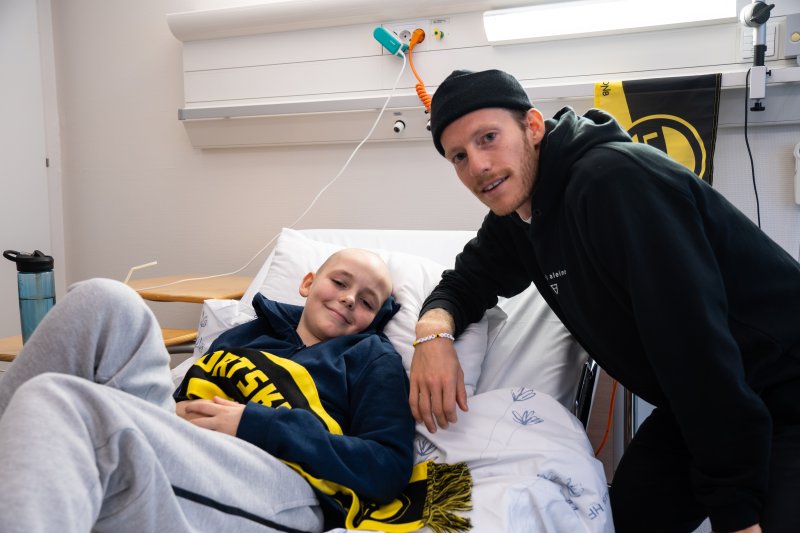 LUKAS OG GJERMUND: Lillestrøm Sportsklubb er mye mer enn bare en fotballklubb.